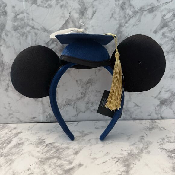 Disney Parks Class Of 2025 Graduation Cap & Tassel Mickey Ears Headband NWT - Picture 1 of 6